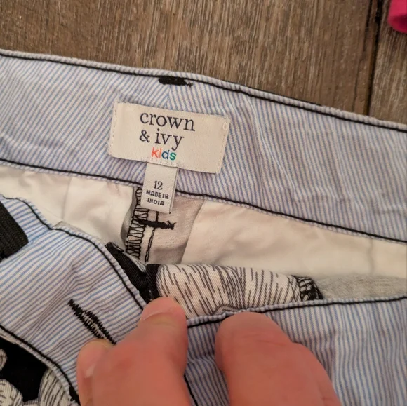 Pink Elephant Top with Floral and Patterned Shorts Set - Picture 3 of 5